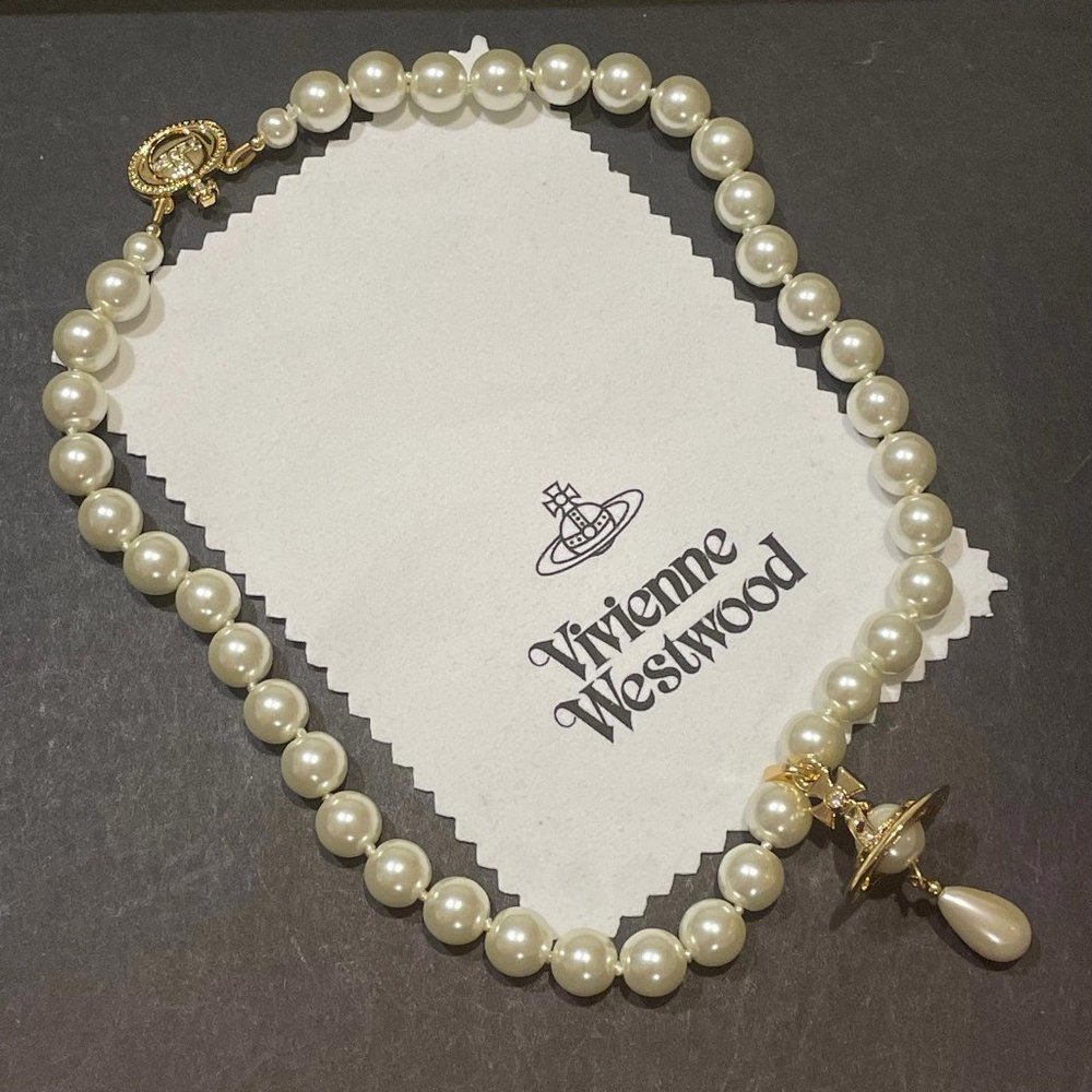 Vivienne Westwood large single row pearl orbit planet GOLD chocker necklace